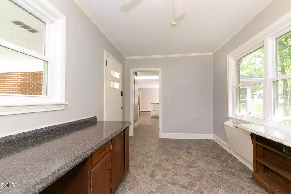 Entry Way - 901 W 6th St, Siler City, NC 27344 photo 2 of 2