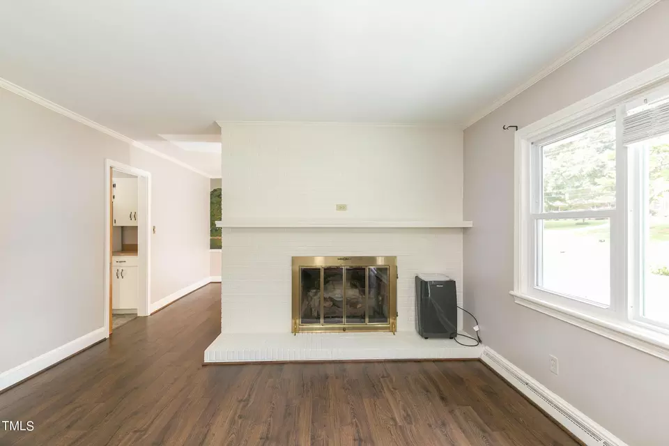 Living - 901 W 6th St, Siler City, NC 27344 photo 5 of 6