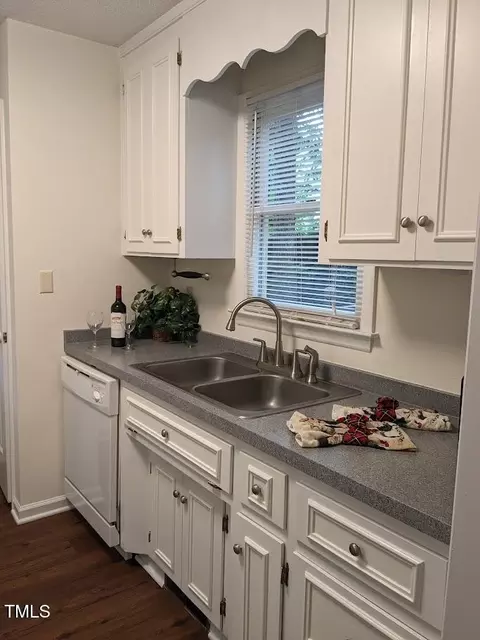104 Stefi Ct, Garner, NC 27529 photo 5