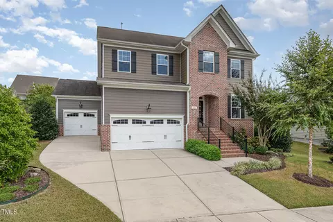 221 Tazwell Hall Ln, Wake Forest, NC 27587
