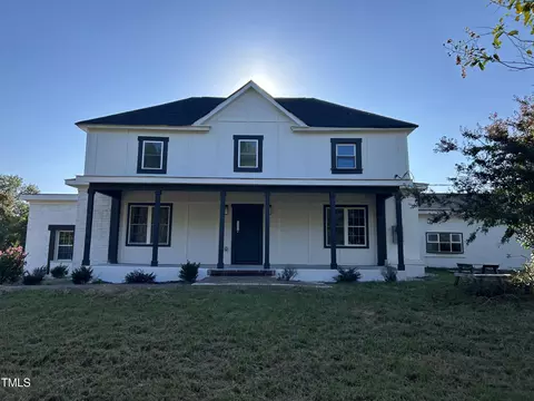 3095 Woodsdale Rd, Roxboro, NC 27574