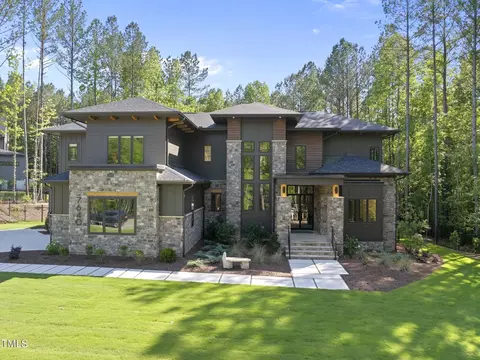 7640 Falls Creek Ln, Raleigh, NC 27614