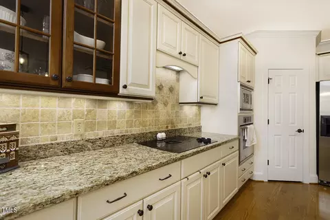 Kitchen - 107 Oldefield Ln, Garner, NC 27529 photo 2 of 5