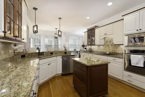 Kitchen - 107 Oldefield Ln, Garner, NC 27529 photo 4 of 5