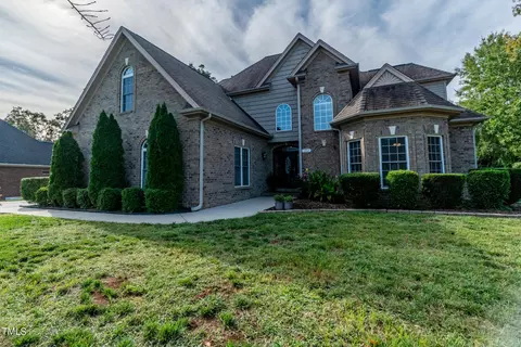 3711 Serenity Dr, Burlington, NC 27215