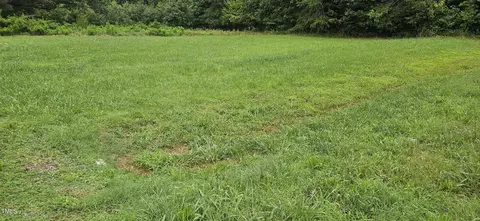 887 Old Hollow Rd, Winston Salem, NC 27105