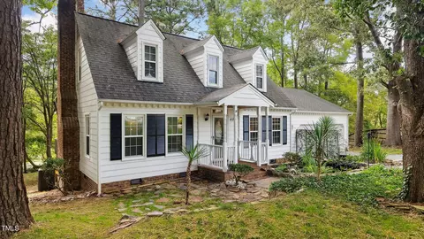404 Hillside, Smithfield, NC 27577 photo 4