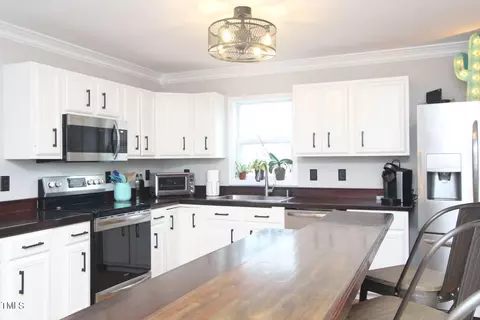 Kitchen - 1321 Watts St, Durham, NC 27701 photo 3 of 7