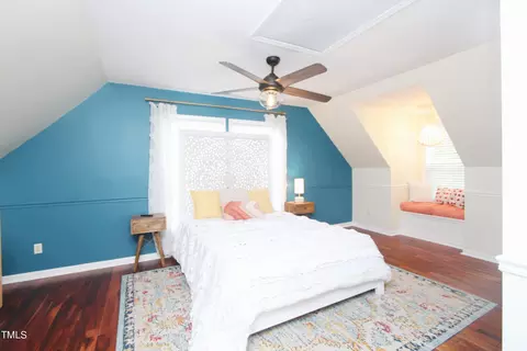 Bedroom - 1321 Watts St, Durham, NC 27701 photo 4 of 8