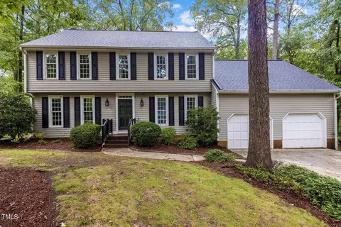 3305 Barnstable Ct, Raleigh, NC 27612