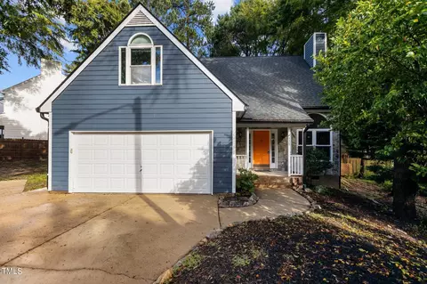 2405 Dunbrook Ct, Raleigh, NC 27604