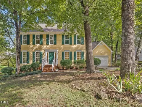 26 Falling Water Dr, Durham, NC 27713