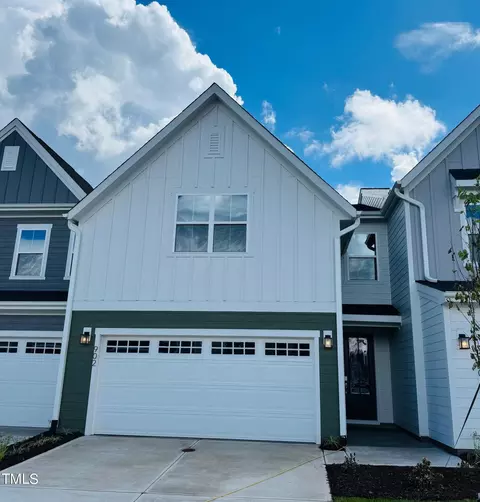 902 Montague Ave, Durham, NC 27703 photo 2