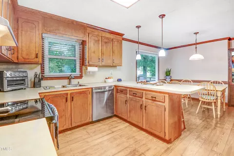 Kitchen - 9506 Kennebec Rd, Willow Spring, NC 27592 photo 2 of 5