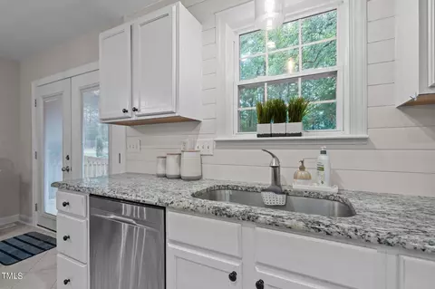 Kitchen - 531 Young Forest Dr, Wake Forest, NC 27587 photo 3 of 4