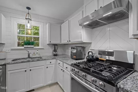 Kitchen - 531 Young Forest Dr, Wake Forest, NC 27587 photo 4 of 4