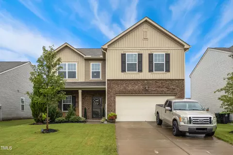 613 Kenyon Spring Dr, Zebulon, NC 27597