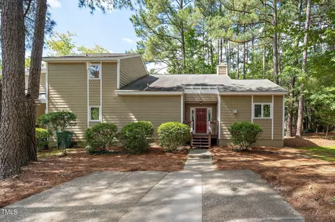 5 Pinyon Pl, Durham, NC 27707