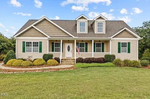 2302 Goldston Carbonton Rd, Goldston, NC 27252