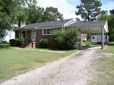 153 S Bullock St, Henderson, NC 27536