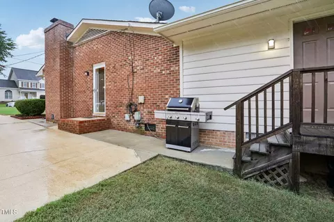 1310 Pineview Dr, Garner, NC 27529 photo 29