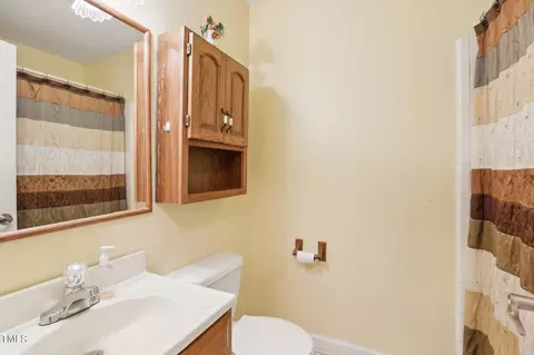 1310 Pineview Dr, Garner, NC 27529 photo 22