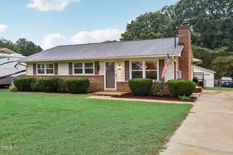 1310 Pineview Dr, Garner, NC 27529 photo 5