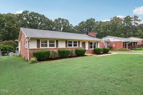 1310 Pineview Dr, Garner, NC 27529 photo 3