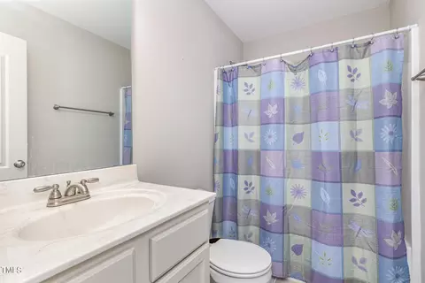 Bath - 79 Unique Pl, Garner, NC 27529 photo 3 of 3