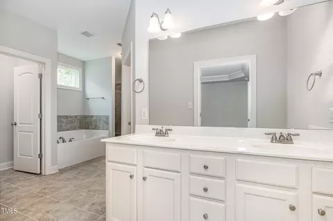 Bath - 79 Unique Pl, Garner, NC 27529 photo 1 of 3
