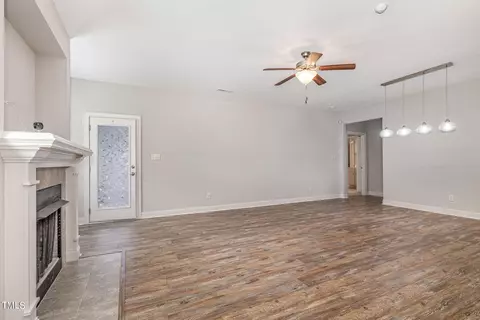 Living - 79 Unique Pl, Garner, NC 27529 photo 2 of 3