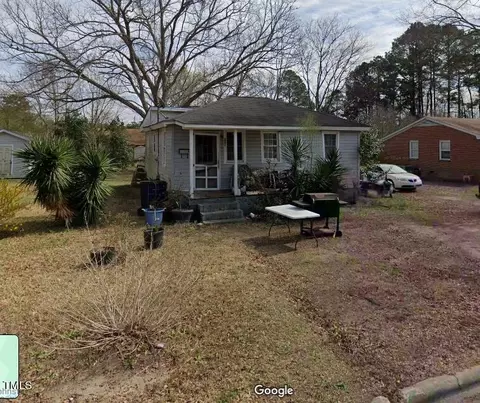 307 Durham St, Smithfield, NC 27577