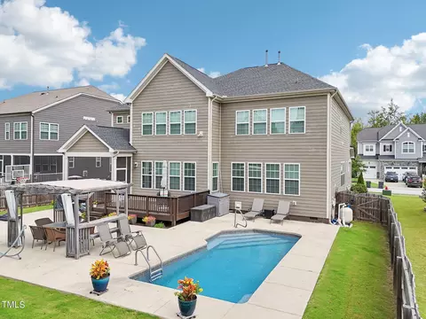 2413 Canoe Creek Ln, Apex, NC 27523