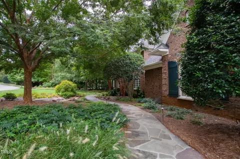 Exterior - 231 Devonbrook Ln, Cary, NC 27518 photo 4 of 16