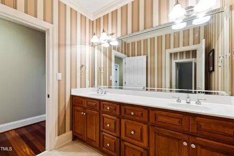 Bath - 231 Devonbrook Ln, Cary, NC 27518 photo 8 of 8