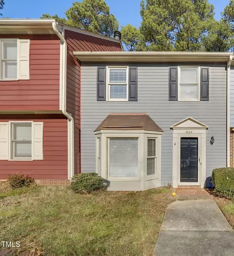 5638 Hamstead Xing, Raleigh, NC 27612