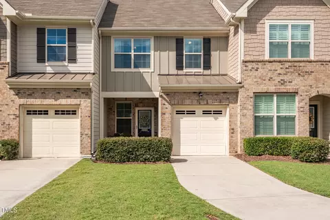 9322 Lennox Laurel Cir, Raleigh, NC 27617