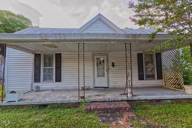 900 Aycock St S, Wilson, NC 27893