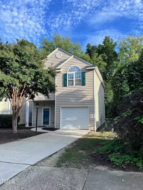 4120 Beaufain St, Raleigh, NC 27604