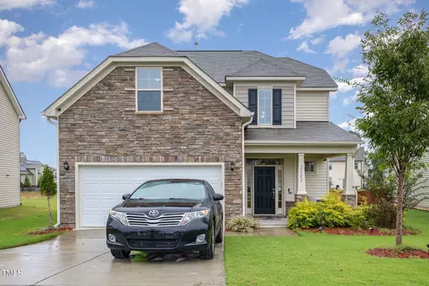 1512 Sage Tree Dr, Zebulon, NC 27597