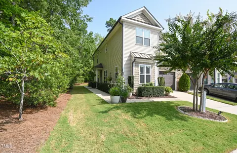 140 Pinto Saddle Ct, Garner, NC 27529 photo 2
