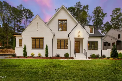 1402 Hunting Ridge Rd, Raleigh, NC 27615