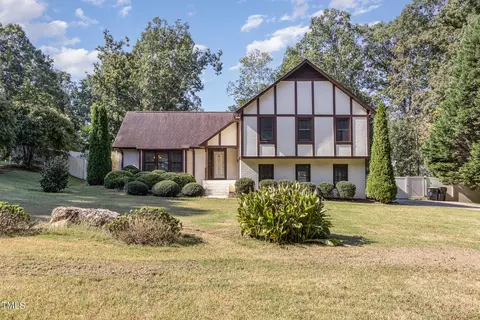 5622 Ventura Dr, Durham, NC 27712