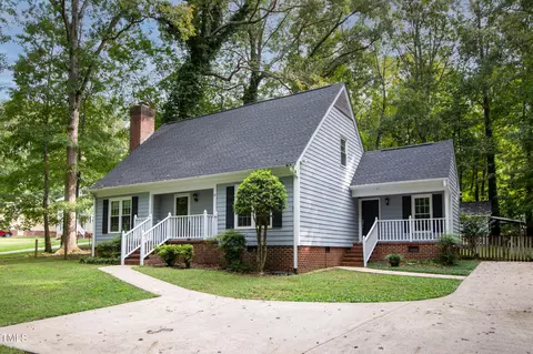 201 S Stratford Dr, Henderson, NC 27537