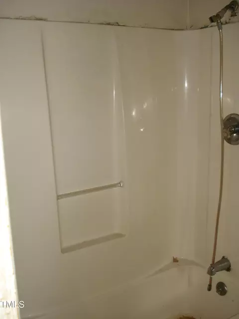 108 N 17th St, Erwin, NC 28339 photo 8