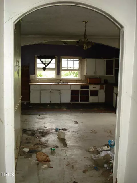 108 N 17th St, Erwin, NC 28339 photo 6