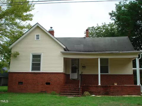 201 N 17th St, Erwin, NC 28339