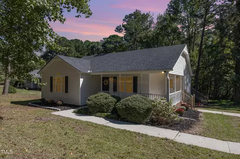 301 S Landing Dr, Clayton, NC 27520