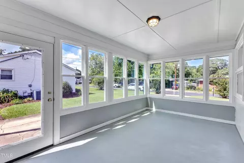 909 Forest Dr, Garner, NC 27529 photo 27