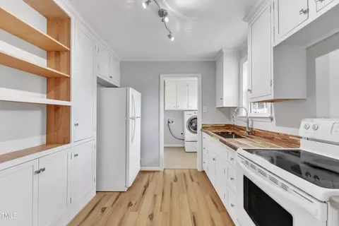 909 Forest Dr, Garner, NC 27529 photo 6